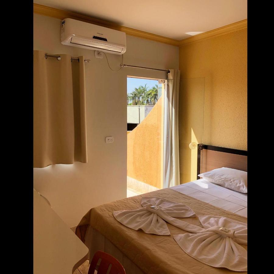 Flip Palace Hotel Buriti Alegre Kültér fotó